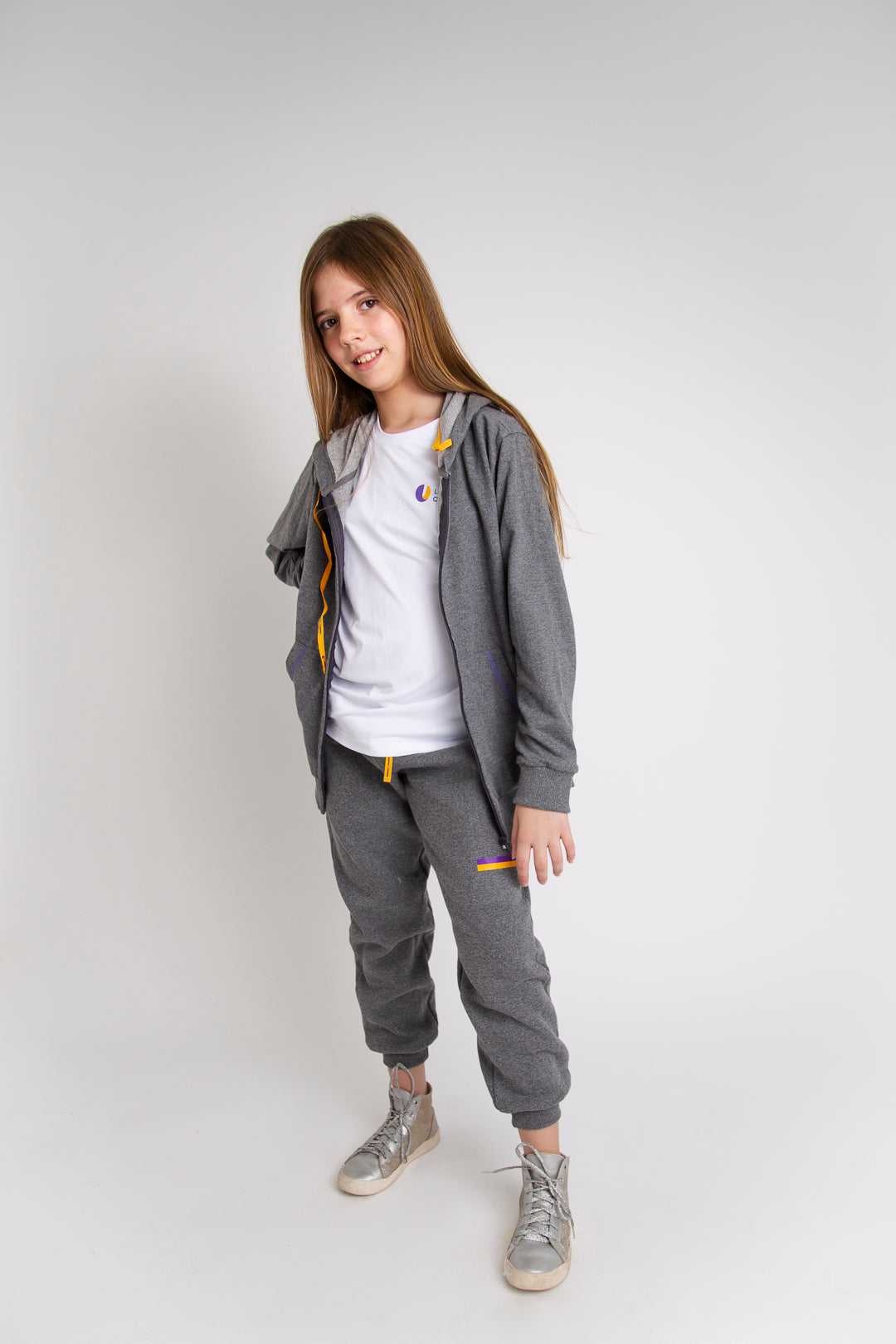 CALÇA DE MOLETOM COM PUNHO FEMININA L/C